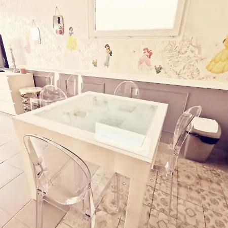 La Fontaine O Roses-disneyland Paris- Shuttle To Train Station, Disneyland And Malls בית נופש Chalifert